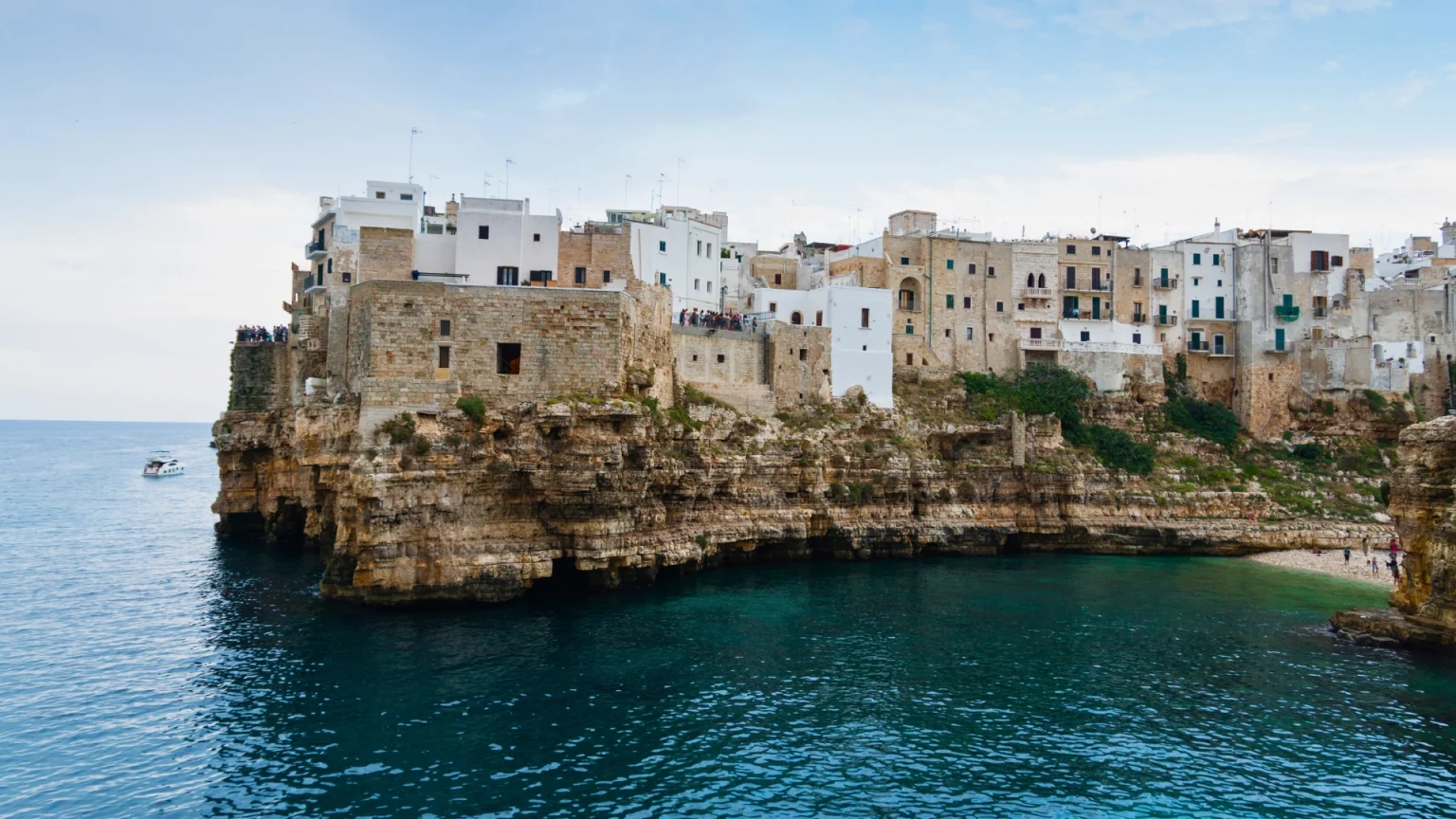 Tour in Puglia ponte dell'Immacolata 2024: Polignano a Mare