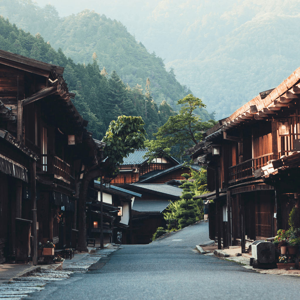 Tour Giappone insolito: trekking, onsen e ryokan