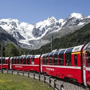 Gita col trenino del Bernina carrozza panorama - Ovet